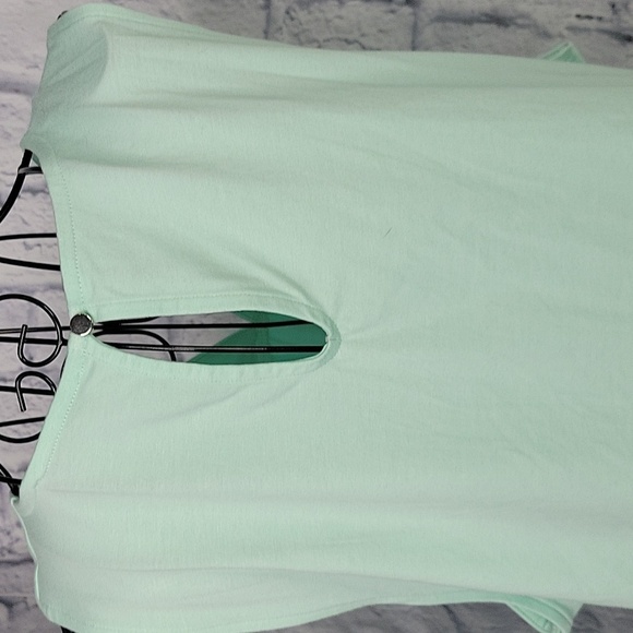 WHITE HOUSE BLACK MARKET Lime Green Sleeveless Blouse XL‎ - Picture 4 of 6